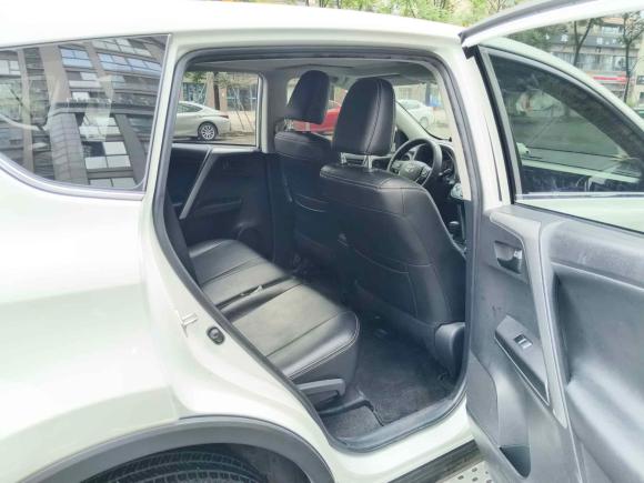 [成都·川A] 二手丰田RAV4荣放2016款 2.0L CVT两驱风尚版 国V