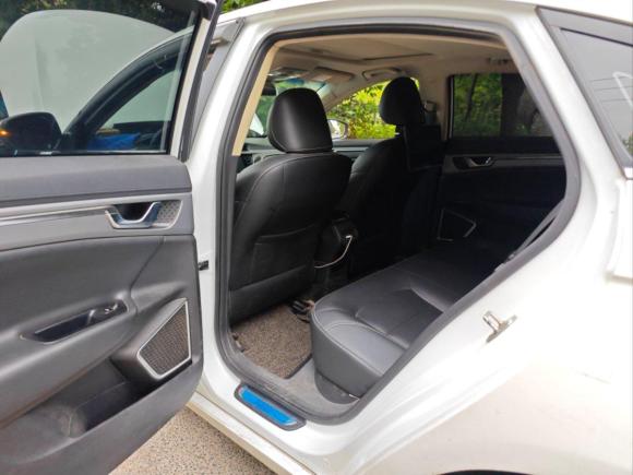 [上海·沪C] 二手吉利汽车帝豪GL2018款 1.8L DCT精英智联型