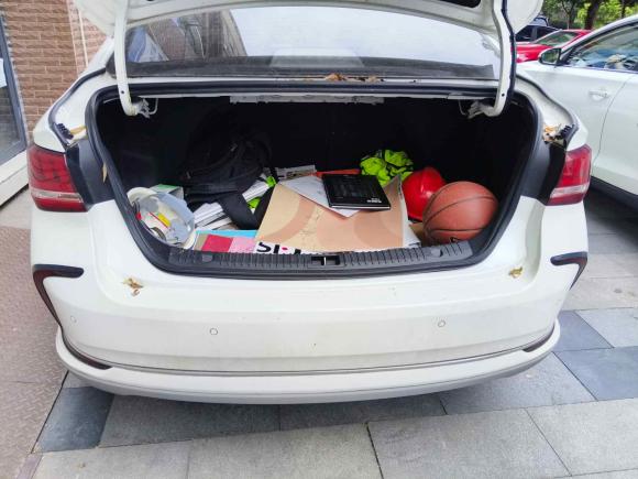 [成都·川A] 二手北京汽车北京EU52018款 R500 智风版