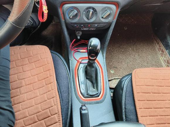 [青岛·鲁N] 二手奇瑞瑞虎3x2017款 1.5L 自动都市领先版