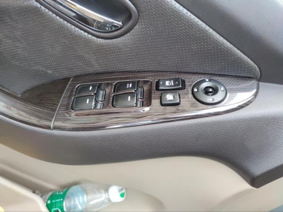 [深圳·粤B] 二手现代悦动2011款 1.6L 自动豪华型