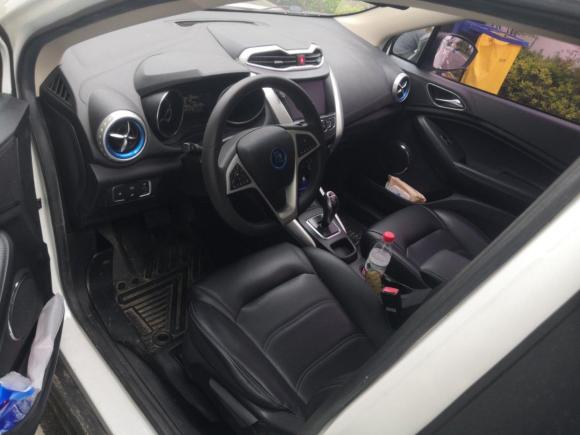 [武汉·鄂A] 二手比亚迪元新能源2018款 EV360 智联炫酷型