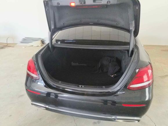 [青岛·鲁B] 二手奔驰奔驰E级2019款 改款 E 300 L 时尚型