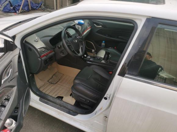 [湖州·苏N] 二手比亚迪秦新能源2014款 1.5T 酷黑骑士旗舰型