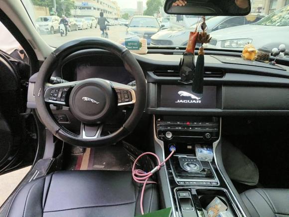 [台州·浙J] 二手捷豹捷豹XFL2020款 XFL 2.0T P200 两驱赛旗版