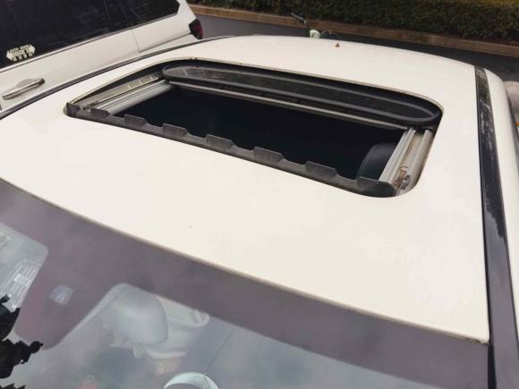 [无锡·苏B] 二手奔驰奔驰C级2017款 改款 C 180 L 时尚型运动版