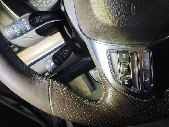 [上海·沪A] 二手荣威荣威RX82018款 30T 智联网四驱至尊版