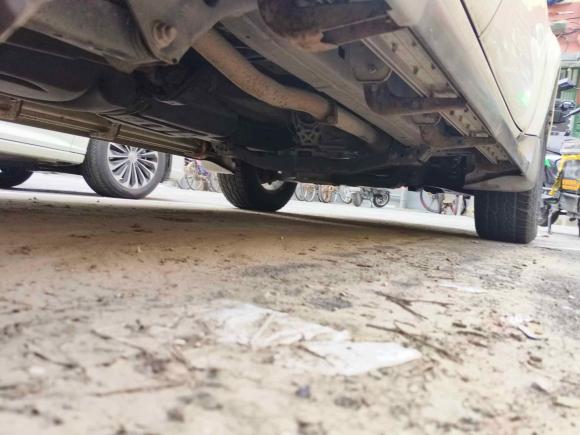 [上海·沪A] 二手江铃驭胜S3502013款 2.4T 自动两驱柴油豪华版5座