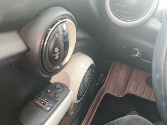 [金华·浙G] 二手MINIMINI2016款 1.5T COOPER 先锋派