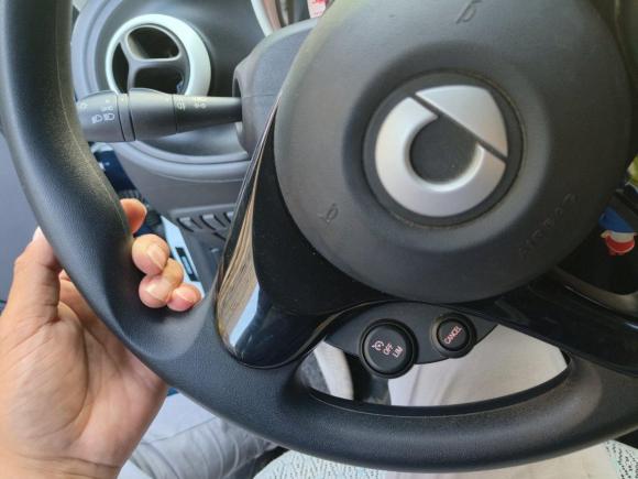 [武汉·鄂A] 二手smartsmart forfour2016款 1.0L 52千瓦灵动版