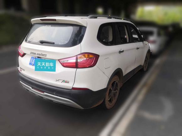 [成都·川A] 二手SWM斯威汽车SWM斯威X72016款 1.5T 手动豪华型 7座