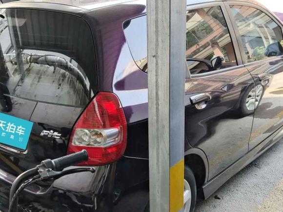 [济南·鲁A] 二手本田飞度2007款 1.5L CVT舒适版