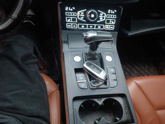 [苏州·苏F] 二手红旗红旗H52018款 30TD 智联韵动版