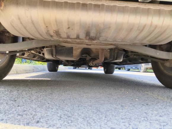 [青岛·鲁B] 二手起亚狮跑2013款 2.0L 自动两驱版GL