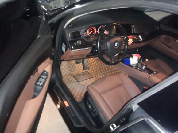 [青岛·鲁B] 二手宝马宝马5系GT2015款 535i xDrive