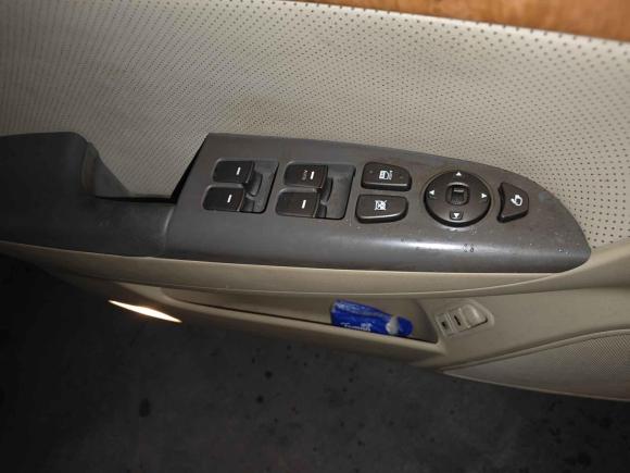 [上海·沪L] 二手现代领翔2009款 2.0L AT DLX