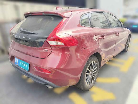 [佛山·粤X] 二手沃尔沃沃尔沃V402017款 T3 智逸版