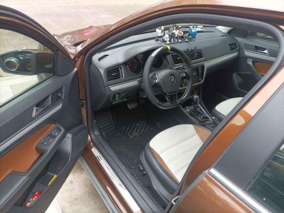 [义乌·浙D] 二手大众朗境2017款 230TSI DSG豪华版