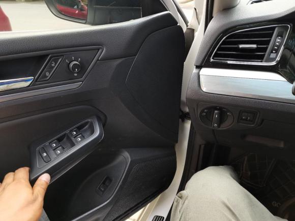 [上海·鲁B] 二手大众凌渡2017款 280TSI DSG舒适版