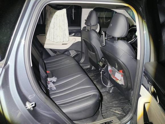 [南通·苏U] 二手吉利汽车星越L2023款 2.0TD 高功自动两驱旗舰型