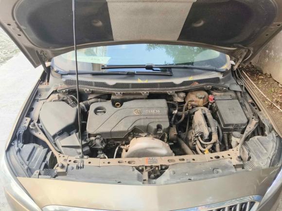 [南昌·赣A] 二手别克威朗2015款 三厢 15S 自动进取型