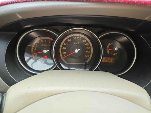 [济南·鲁A] 二手日产骏逸2006款 1.8L 自动标准型