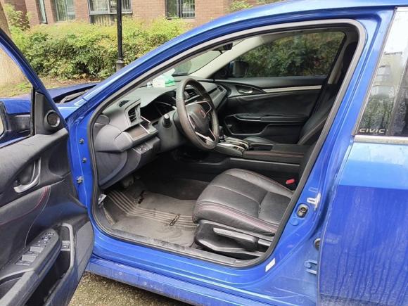 [无锡·苏M] 二手本田思域2016款 220TURBO CVT豪华版