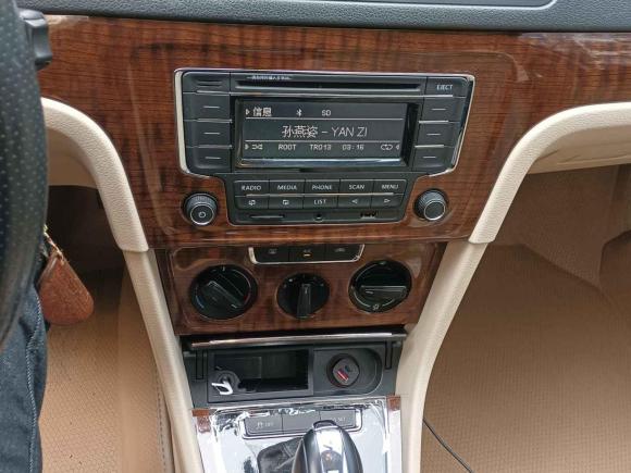 [上海·苏D] 二手大众朗逸2013款 改款经典 1.6L 自动舒适版