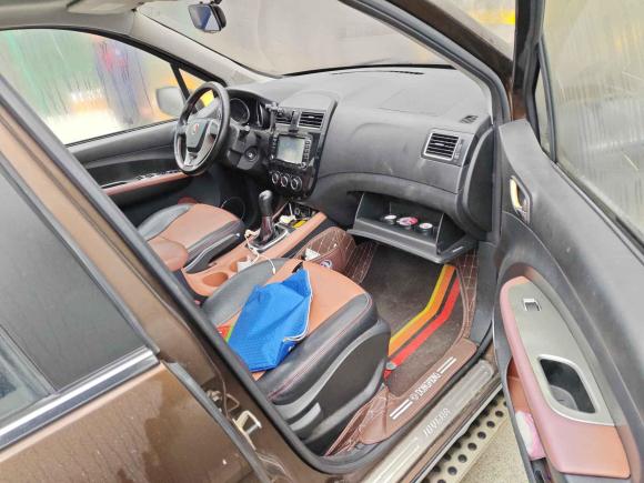 [嘉兴·沪C] 二手东风风行景逸X52015款 1.6L 手动尊享型