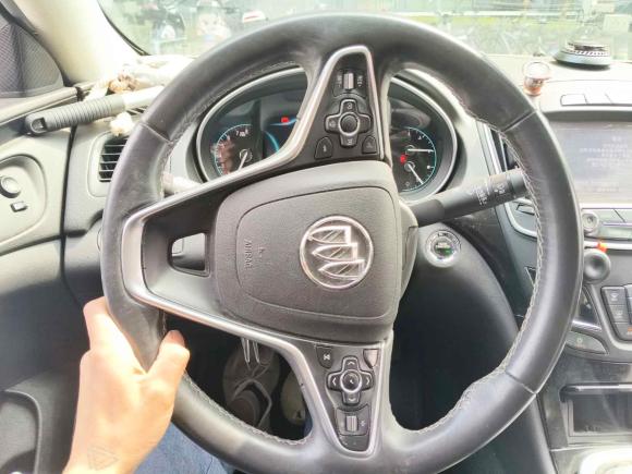 [上海·沪A] 二手别克君威2015款 1.6T 精英技术型