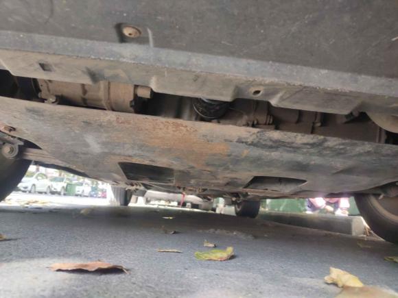 [武汉·鄂A] 二手大众朗逸2013款 改款经典 1.6L 手动舒适版