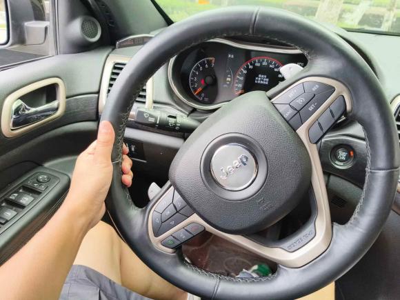 [南通·苏F] 二手Jeep大切诺基2014款 3.6L 舒适导航版