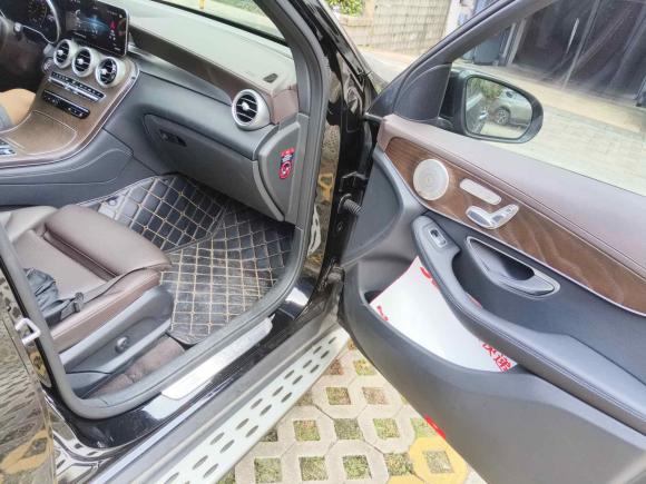 [广州·粤W] 二手奔驰奔驰GLC2021款 GLC 300 L 4MATIC 动感型