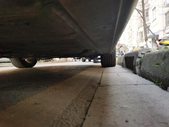 [苏州·苏E] 二手荣威荣威7502011款 2.5L 750E NAVI贵雅版