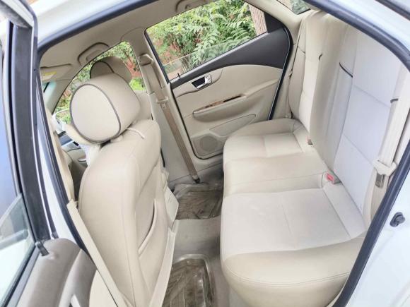 [上海·沪C] 二手别克凯越2015款 1.5L 自动经典型