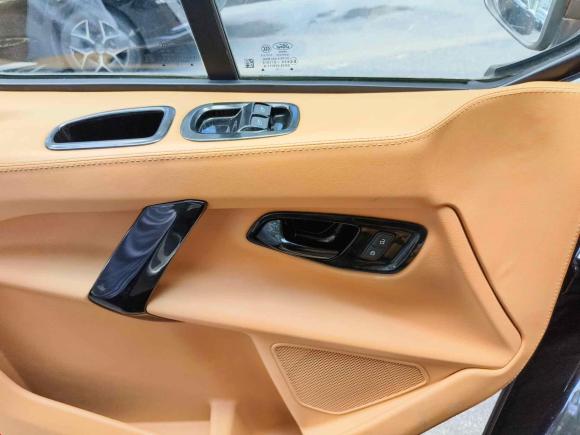 [上海·苏U] 二手福特全顺2020款 2.0T汽油自动多功能商用车中轴低顶双开尾门国VI