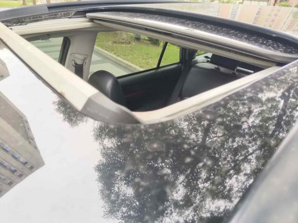 [无锡·苏B] 二手斯巴鲁傲虎2010款 2.5i豪华导航版