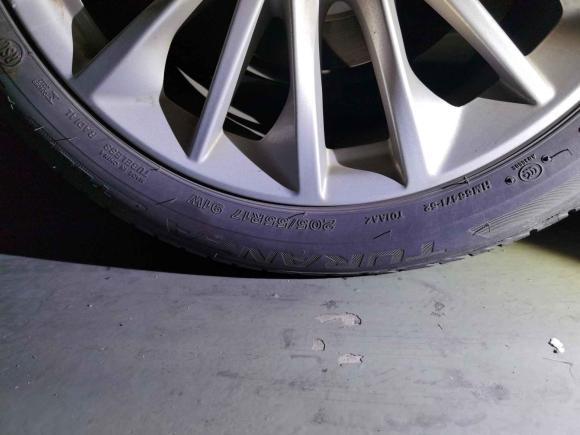 [无锡·苏B] 二手宝马宝马2系旅行车2018款 218i 领先型