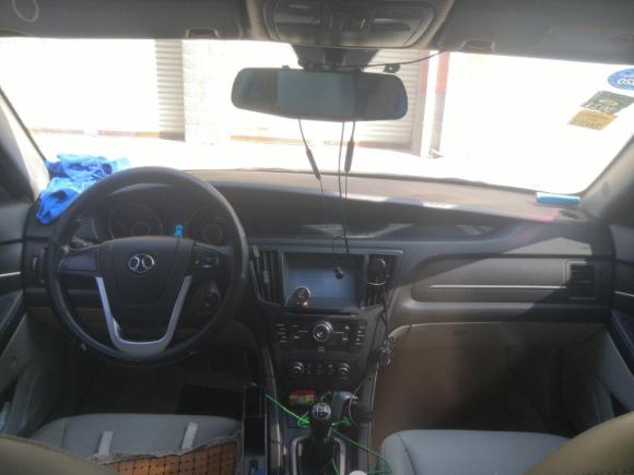 [无锡·苏B] 二手北京汽车绅宝D502015款 1.5L 手动舒适超值导航版