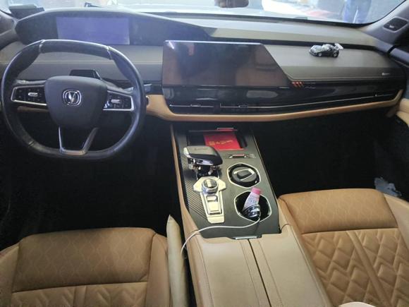 [武汉·鄂J] 二手长安长安UNI-K2021款 2.0T 全轮驱动尊贵型