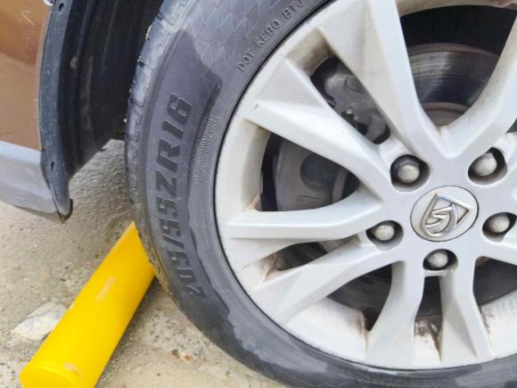 [上海·苏E] 二手宝骏宝骏7302016款 1.5T 手动豪华型 7座