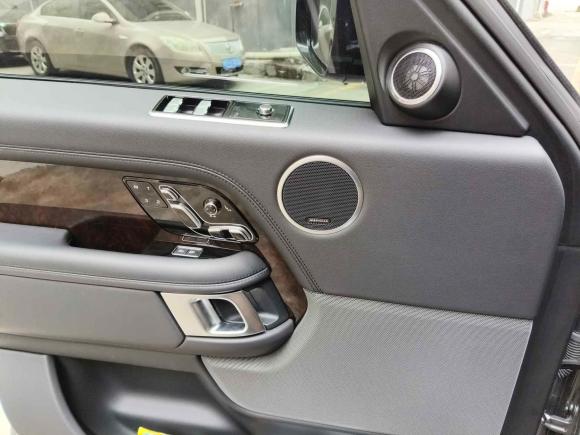 [深圳·粤B] 二手路虎揽胜2021款 3.0 L6 传世加长经典版