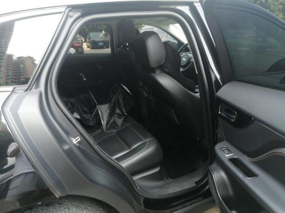 [广州·粤A] 二手捷豹捷豹F-PACE2018款 2.0T 四驱都市尊享版