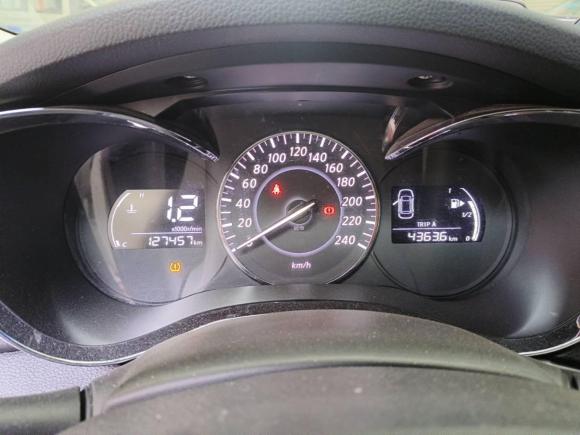 [佛山·粤E] 二手启辰启辰D602021款 1.6L Entry 手动舒享版