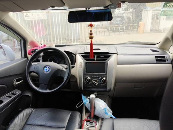 [深圳·粤G] 二手启辰启辰R502015款 1.6L 自动时尚版