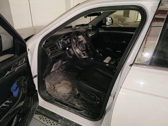 [无锡·苏B] 二手众泰大迈X72017款 1.8T 手动尊贵型