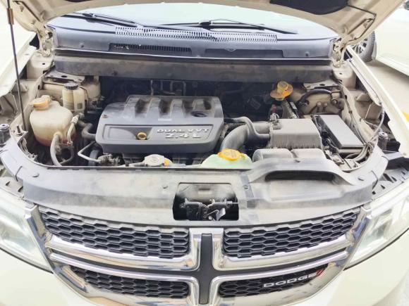 [武汉·鄂A] 二手道奇酷威2013款 2.4L 两驱尊尚版