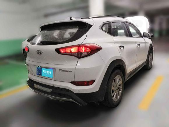 [温州·浙C] 二手现代途胜2015款 1.6T 双离合两驱智能型