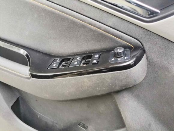 [上海·浙F] 二手北京汽车北京X32019款 1.5T CVT荣耀版