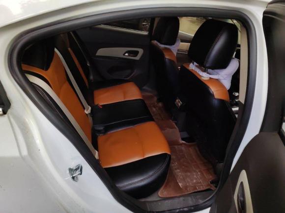 [上海·苏H] 二手雪佛兰科鲁兹2015款 1.5L 经典 SL MT